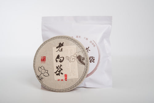 Shou Mei, White Tea Cake, 2010